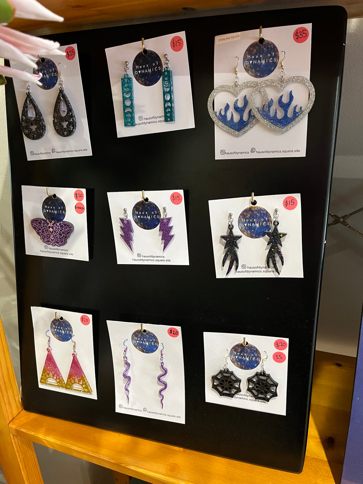 Call ahead: Haus of Dynamics - Dangle earrings