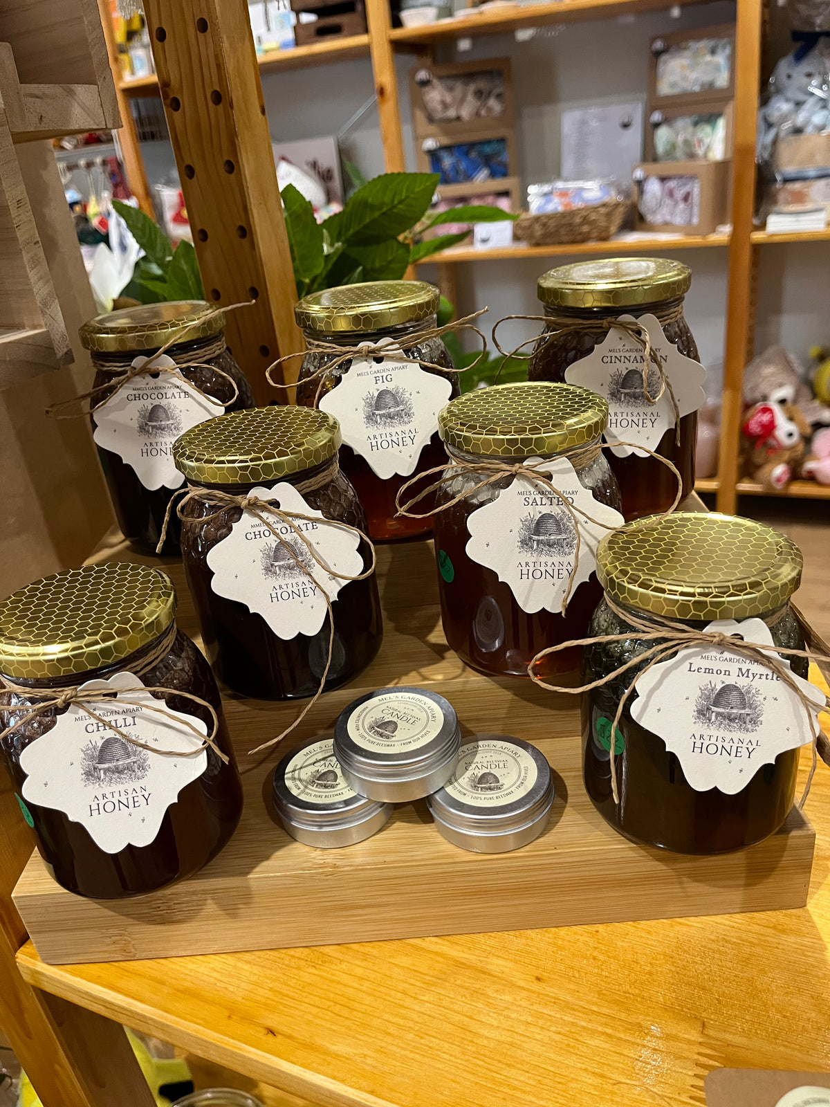 Mel's Garden Pantry - Raw and flavoured honey