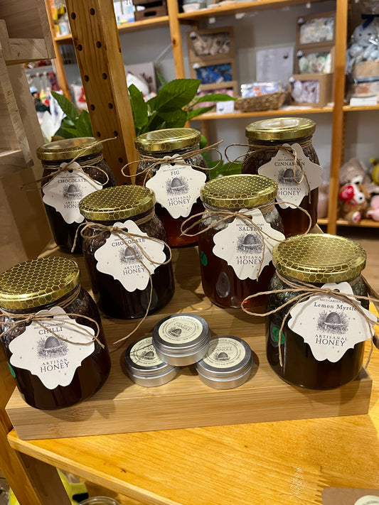 Mel's Garden Pantry - Raw and flavoured honey